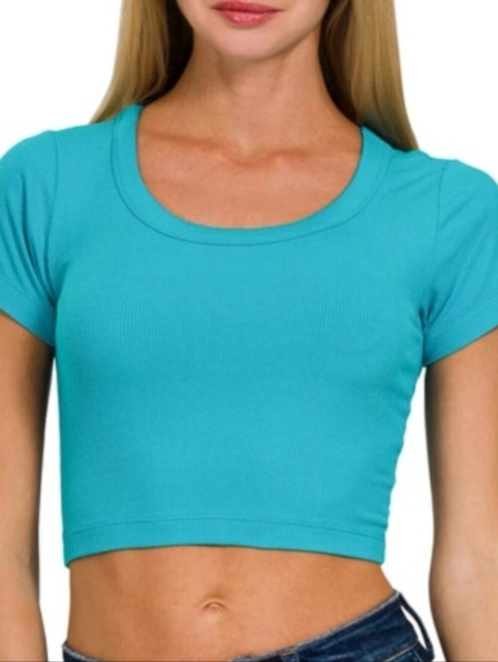 Zenana Outfitters Women’s Turquoise Ribbed Crop Top. NWT